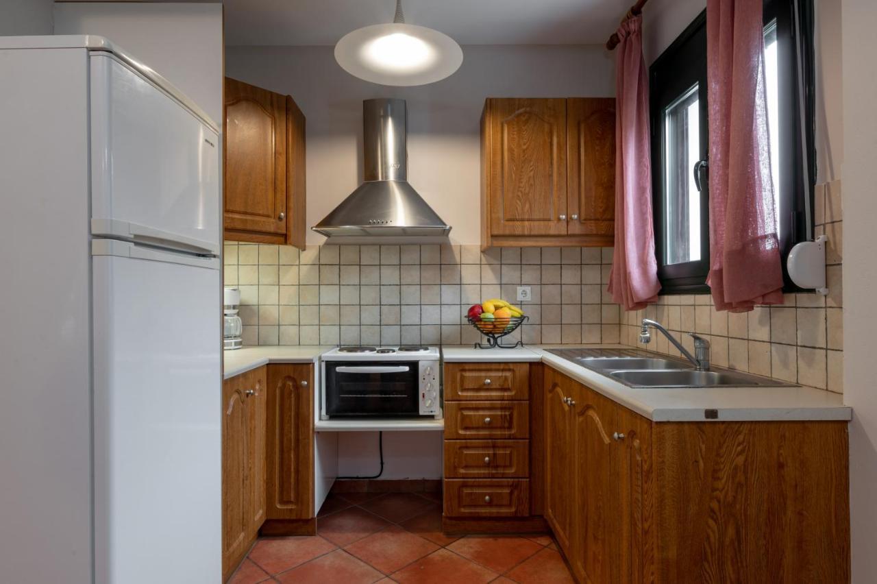 Koxyli Studios & Apartments Kaligata Екстериор снимка