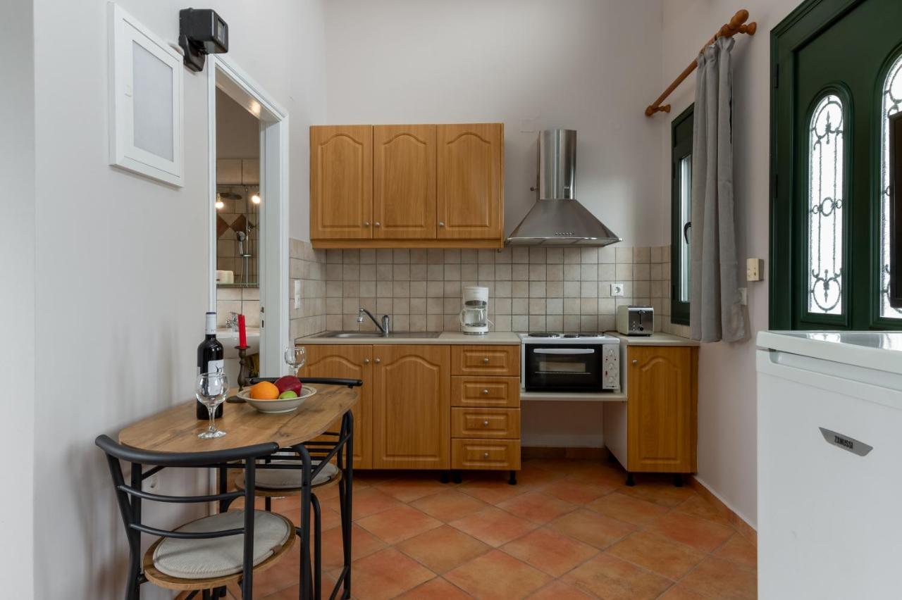 Koxyli Studios & Apartments Kaligata Екстериор снимка