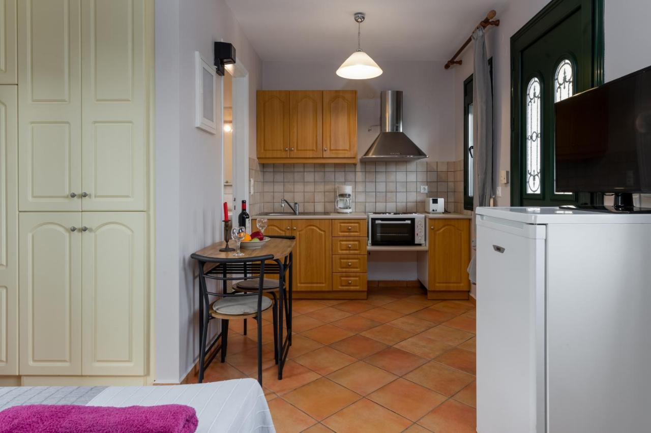 Koxyli Studios & Apartments Kaligata Екстериор снимка