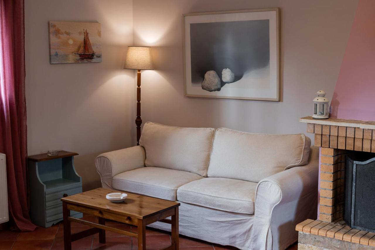 Koxyli Studios & Apartments Kaligata Екстериор снимка