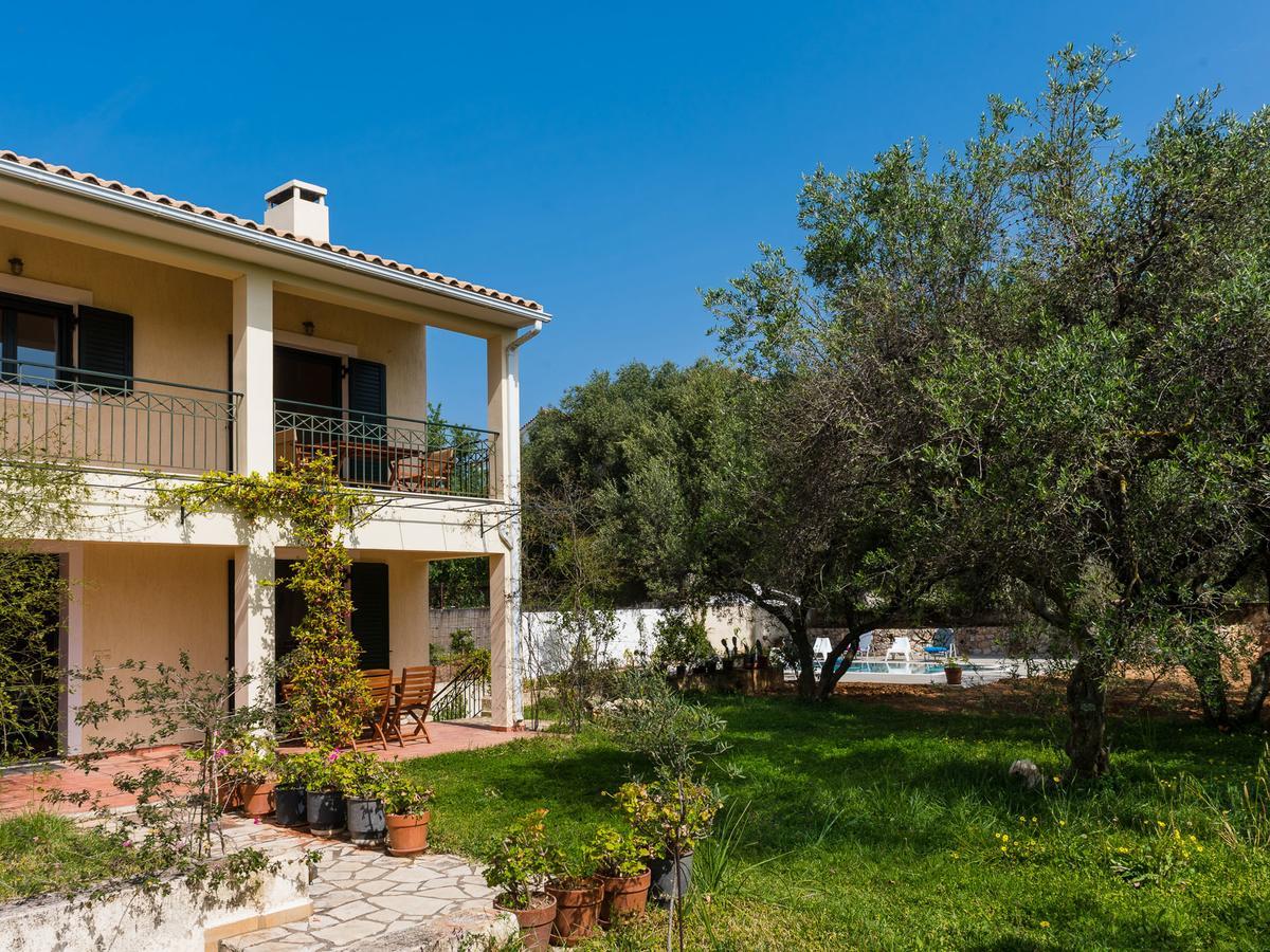 Koxyli Studios & Apartments Kaligata Екстериор снимка